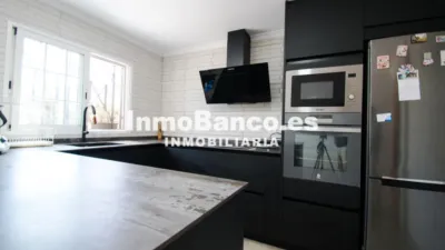 Chalet en alquiler en Calicanto, Chiva de 1.400 €<span>/mes</span>