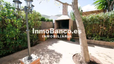 Chalet en alquiler en Calicanto, Chiva de 1.400 €<span>/mes</span>