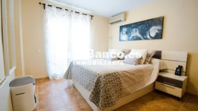 Chalet en alquiler en Calicanto, Chiva de 1.400 €<span>/mes</span>