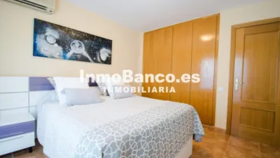 Chalet en alquiler en Calicanto, Chiva de 1.400 €<span>/mes</span>