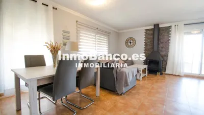 Chalet en alquiler en Calicanto, Chiva de 1.400 €<span>/mes</span>