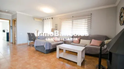 Chalet en alquiler en Calicanto, Chiva de 1.400 €<span>/mes</span>
