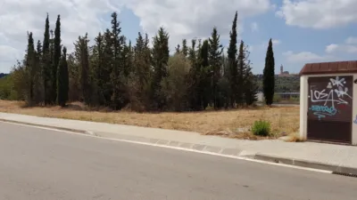 Terreno en alquiler en La Flora, Olesa de Montserrat de 2.500 €<span>/mes</span>