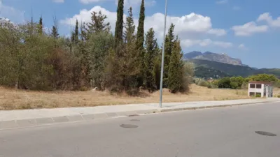 Terreno en alquiler en La Flora, Olesa de Montserrat de 2.500 €<span>/mes</span>