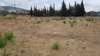 Terreno en alquiler en La Flora, Olesa de Montserrat de 2.500 €<span>/mes</span>