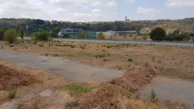 Terreno en alquiler en La Flora, Olesa de Montserrat de 2.500 €<span>/mes</span>