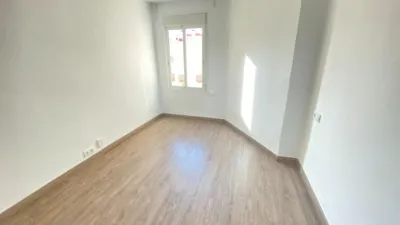 Piso en alquiler en Avinguda de Pérez Galdós, cerca de Calle del Actor Dramático Lladró y Mallí - Imagen 3