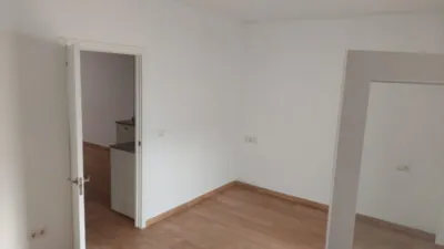 Apartamento en alquiler en Calle de Francisco Carmona Machado, Castilleja de la Cuesta de 700 €<span>/mes</span>