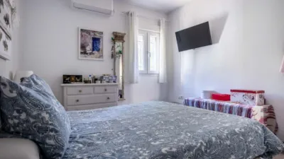Chalet on Calle de la Virgen del Rocío photo 30