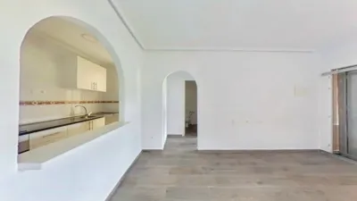 Piso – Torrevieja - Vista 3