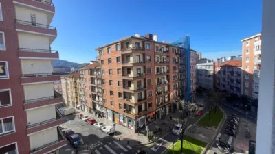 Ático en venta en Calle Iturribide, 115, cerca de Calle Santutxu, Santutxu (Distrito Begoña-Santutxu. Bilbao) de 160.000 €