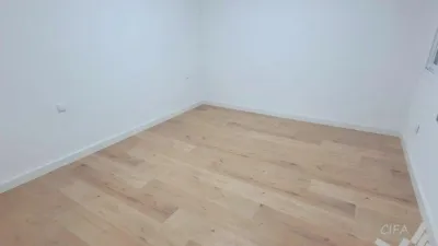 Piso en venta en Avinguda d'Abril, Alcanar de 104.000 €