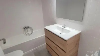 Piso en venta en Avinguda d'Abril, Alcanar de 104.000 €