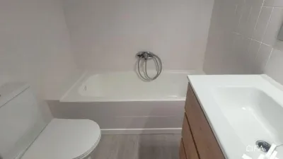 Piso en venta en Avinguda d'Abril, Alcanar de 104.000 €