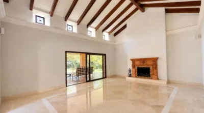 Chalet in Sierra Blanca photo 11