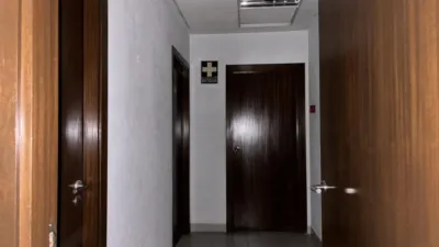 Local comercial en venta en Plaza de España, 13, Cabra de 335.000 €