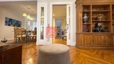 Apartment on Calle del Duque de Sesto photo 9