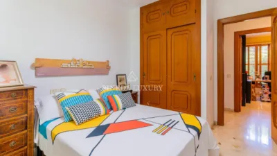 Chalet on Avinguda de Camp de Morvedre photo 18
