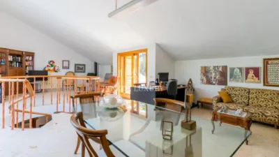 Chalet on Avinguda de Camp de Morvedre photo 4