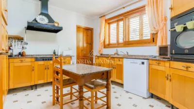 Chalet on Avinguda de Camp de Morvedre photo 34