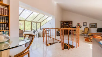 Chalet on Avinguda de Camp de Morvedre photo 5
