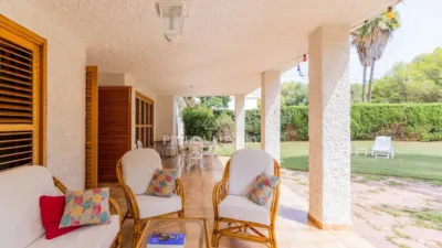 Chalet on Avinguda de Camp de Morvedre photo 55