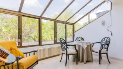 Chalet on Avinguda de Camp de Morvedre photo 3
