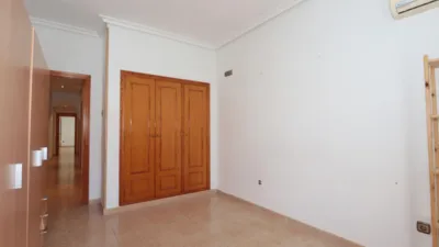 Apartment on San Leandro Street photo 15