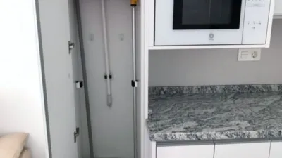 Piso en alquiler en Avenida de Madrid, San Ildefonso (Hospital Real) (Distrito Beiro. Granada Capital) de 785 €<span>/mes</span>