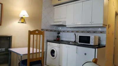 Estudio en alquiler en Avenida de Madrid, San Ildefonso (Hospital Real) (Distrito Beiro. Granada Capital) de 500 €<span>/mes</span>