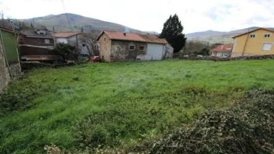 Casa en venta en Barrio de San Juan de Raicedo, 33, Arenas de Iguña de 49.500 €