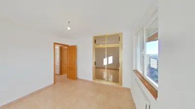 Piso en Zofío photo 12