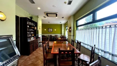 Local comercial en venta en Calle de Menéndez Pelayo, 6, Los Corrales de Buelna de 112.000 €