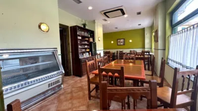 Local comercial en venta en Calle de Menéndez Pelayo, 6, Los Corrales de Buelna de 112.000 €