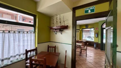 Local comercial en venta en Calle de Menéndez Pelayo, 6, Los Corrales de Buelna de 112.000 €