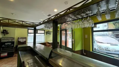 Local comercial en venta en Calle de Menéndez Pelayo, 6, Los Corrales de Buelna de 112.000 €