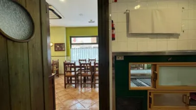Local comercial en venta en Calle de Menéndez Pelayo, 6, Los Corrales de Buelna de 112.000 €