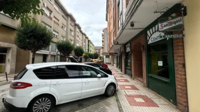 Local comercial en venta en Calle de Menéndez Pelayo, 6, Los Corrales de Buelna de 112.000 €