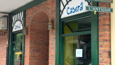 Local comercial en venta en Calle de Menéndez Pelayo, 6, Los Corrales de Buelna de 112.000 €