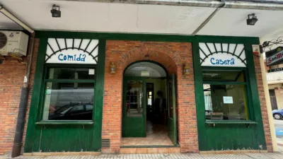 Local comercial en venta en Calle de Menéndez Pelayo, 6, Los Corrales de Buelna de 112.000 €