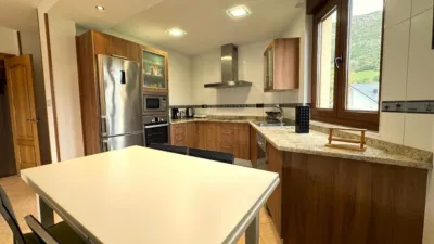 Chalet en venta en Barrio de la Sovilla, 68, La Bárcena (San Felices de Buelna) de 395.000 €