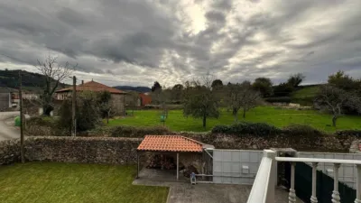 Chalet en venta en Barrio de la Sovilla, 68, La Bárcena (San Felices de Buelna) de 395.000 €