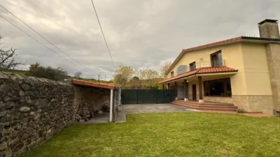 Chalet en venta en Barrio de la Sovilla, 68, La Bárcena (San Felices de Buelna) de 395.000 €
