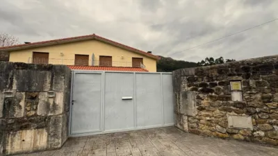 Chalet en venta en Barrio de la Sovilla, 68, La Bárcena (San Felices de Buelna) de 395.000 €