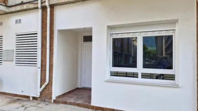Piso en venta en Calle de Aragón, 2, Los Corrales de Buelna de 150.000 €
