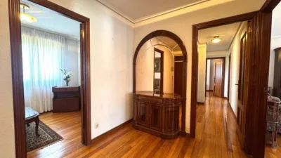 Piso en venta en Calle de Felisa Campuzano, 8, Los Corrales de Buelna de 140.000 €