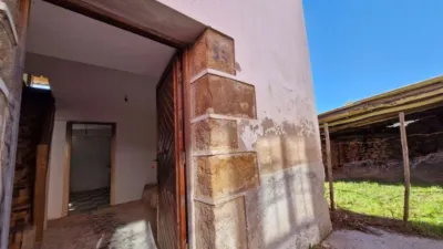 Casa en venta en Barrio de San Juan de Raicedo, 63, Arenas de Iguña de 85.000 €
