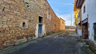 Casa en venta en Barrio de Bostronizo, 81, cerca de Carretera de San Juan Roicedo, Arenas de Iguña de 65.000 €