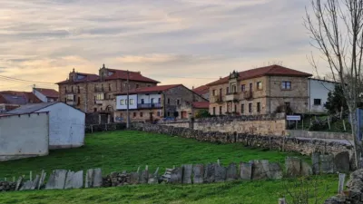 Casa en venta en Barrio de Bostronizo, 81, cerca de Carretera de San Juan Roicedo, Arenas de Iguña de 65.000 €