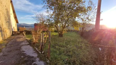 Casa en venta en Barrio de Bostronizo, 81, cerca de Carretera de San Juan Roicedo, Arenas de Iguña de 65.000 €